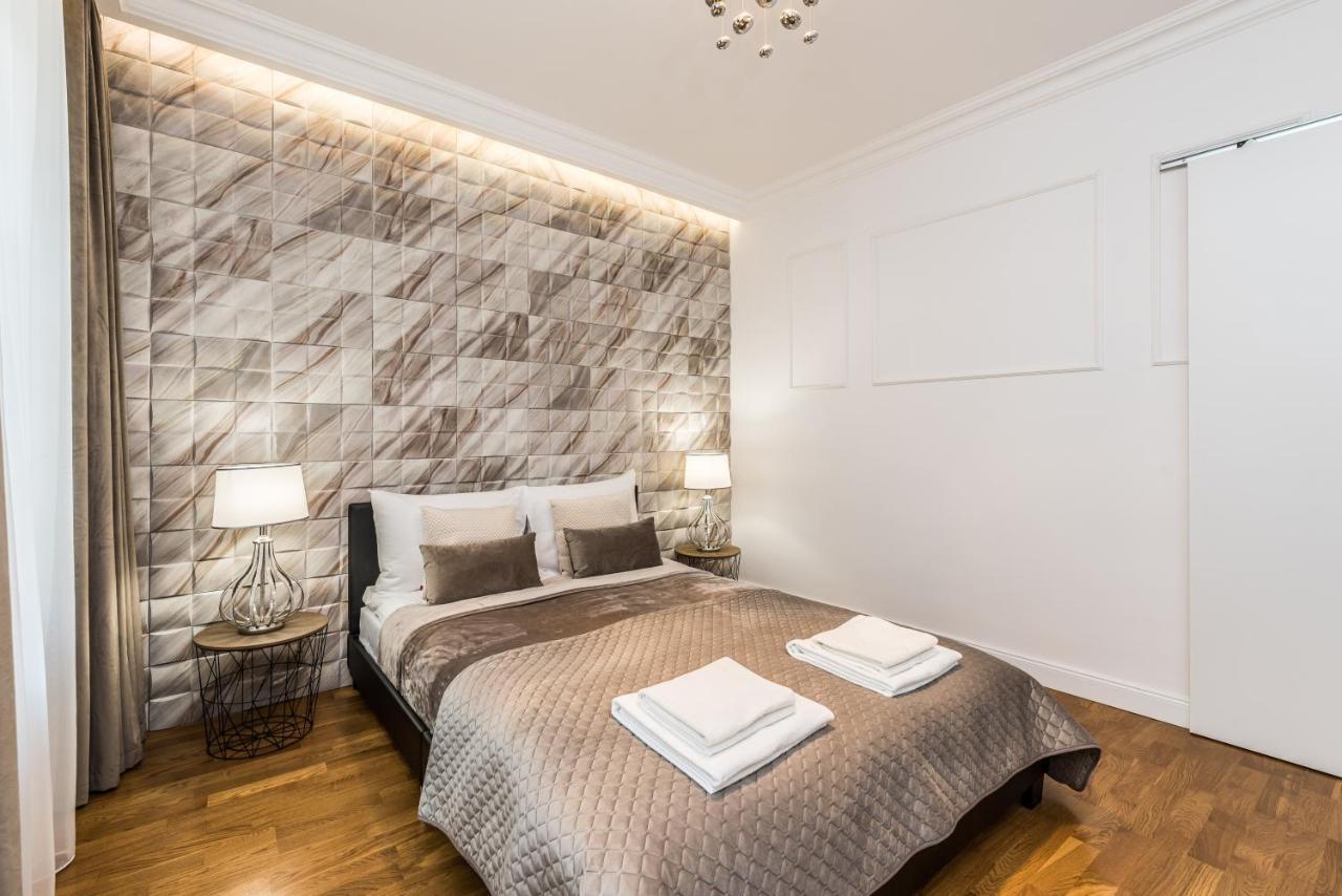 Rent Like Home - Przejscie Garncarskie 10 Wrocław Extérieur photo